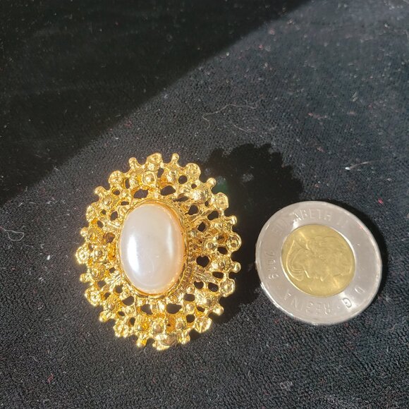 Vintage Brooches - Picture 6 of 11